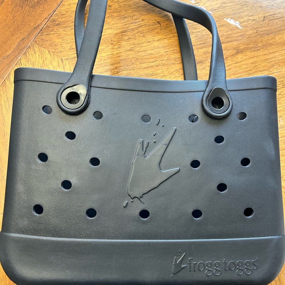 Frogg Toggs Black Tote Bag - Picture 3 of 6